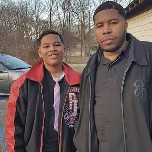 Meet your Posher, Eric